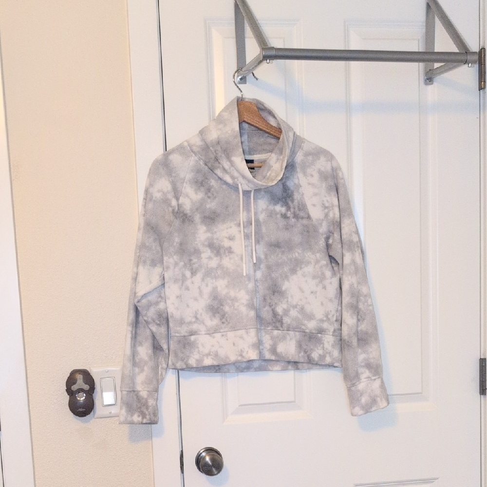 Old Navy Active Fleece Sweatshirt